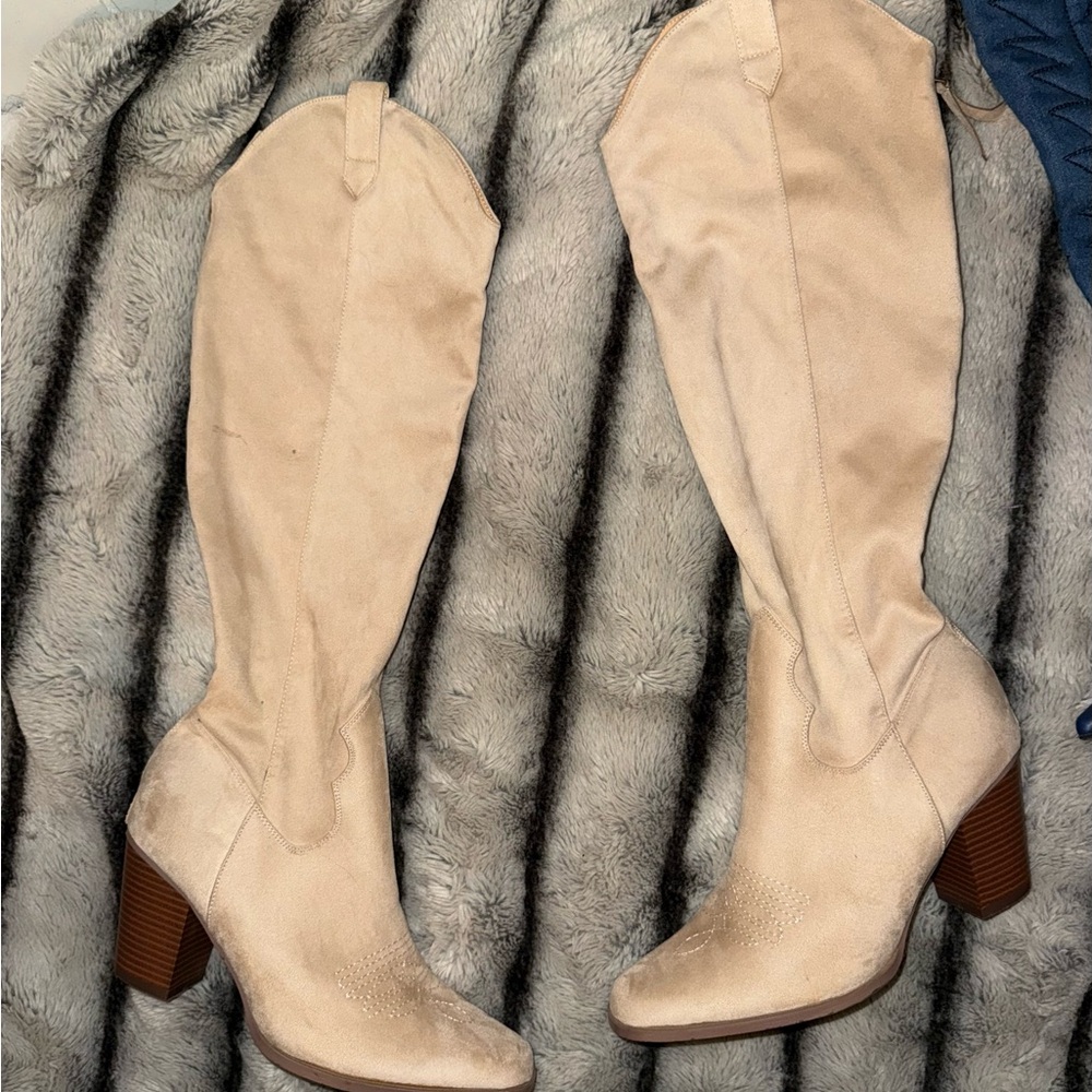 Women's Cream Knee-High Boots
